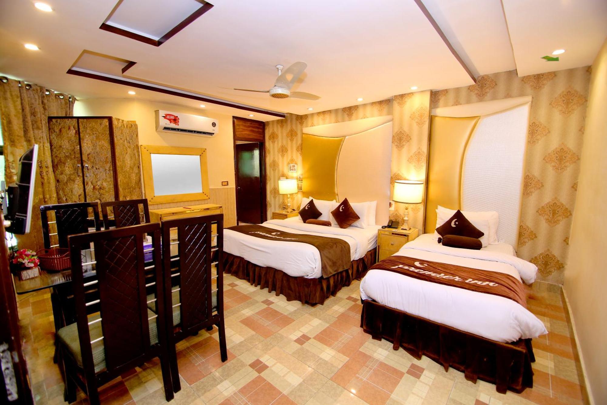 Premier Inn Gulberg Lahore Luaran gambar