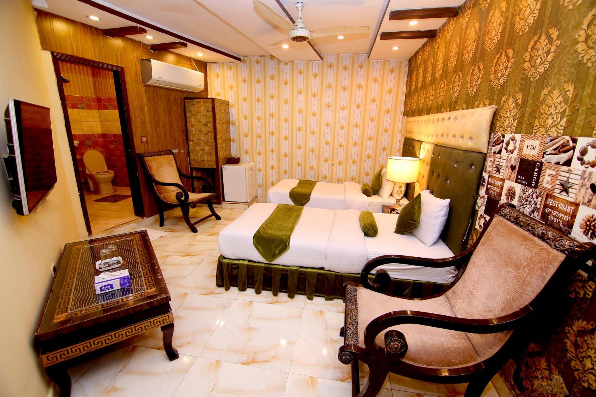 Premier Inn Gulberg Lahore Luaran gambar