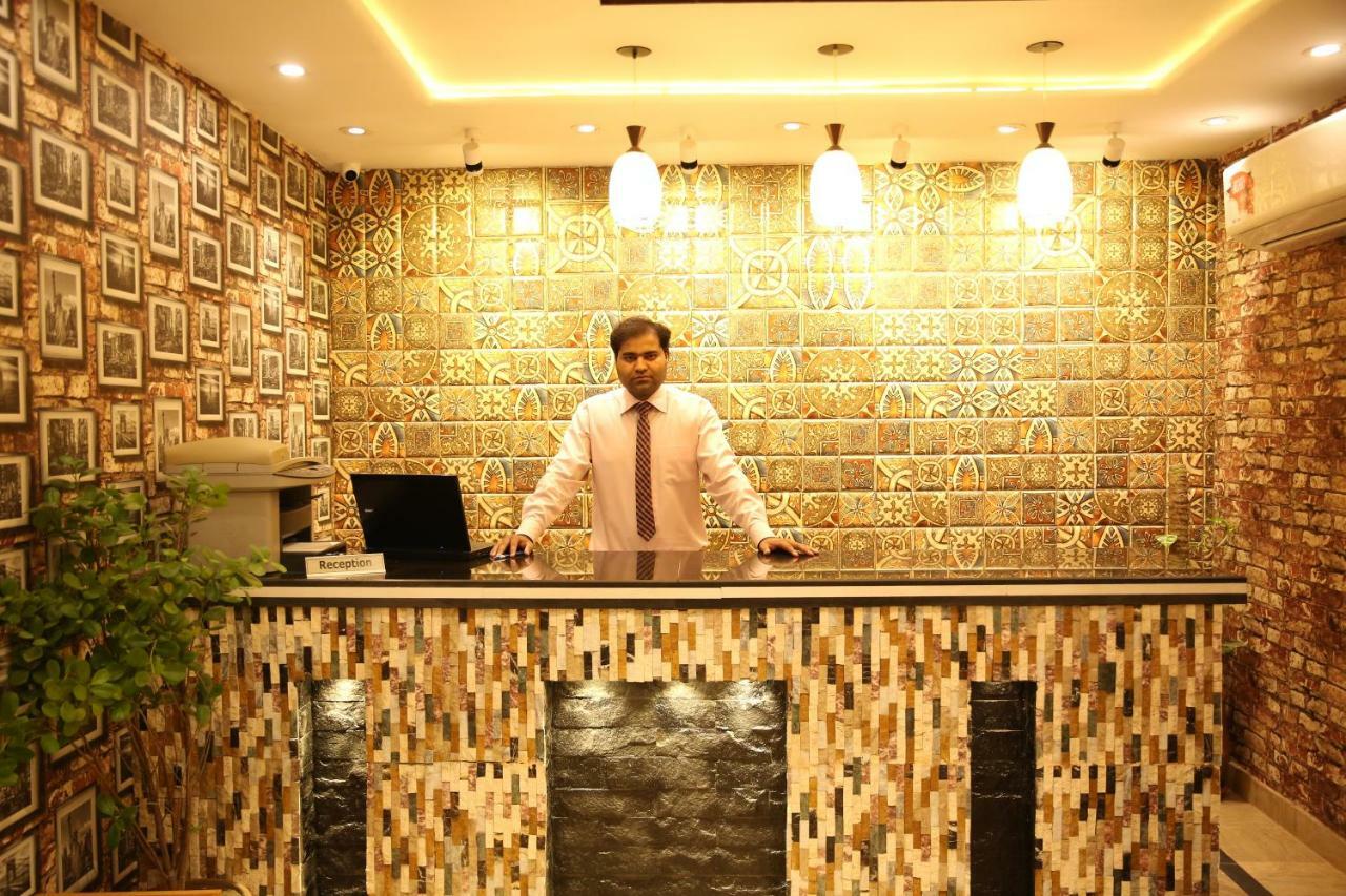 Premier Inn Gulberg Lahore Luaran gambar