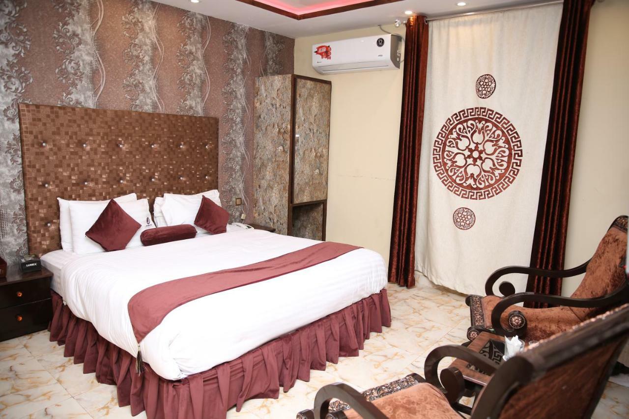 Premier Inn Gulberg Lahore Luaran gambar